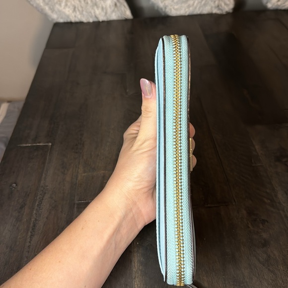 Kate Spade Large Continental Zippered Wallet - Picture 6 of 9